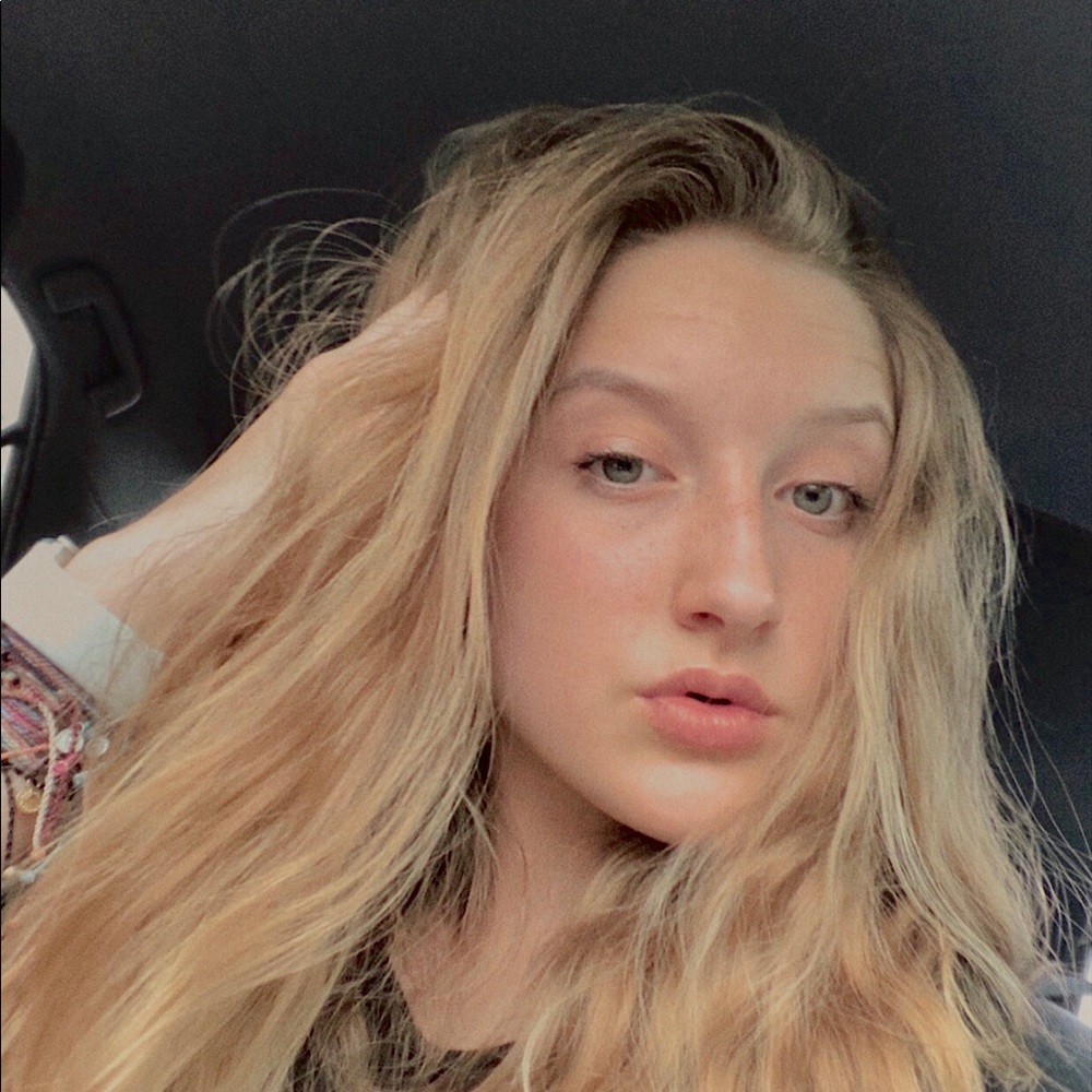 Meet your Posher, Kadence